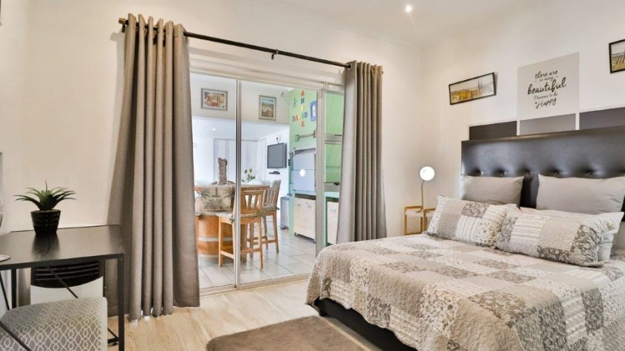 3 Bedroom Property for Sale in Bayview Western Cape